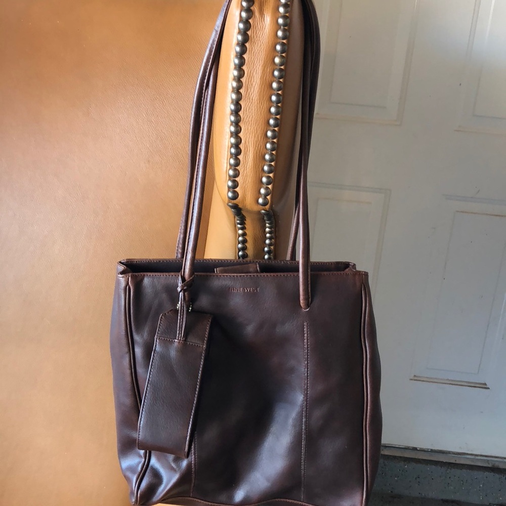 Excellent condition shoulder tote